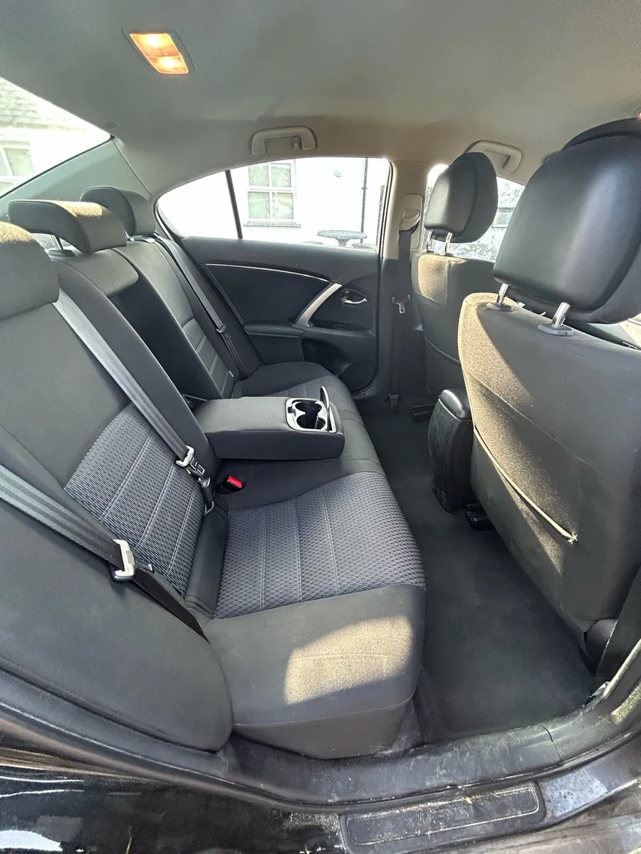 Toyota Avensis AVENSIS 2.0D-4D - Image 3