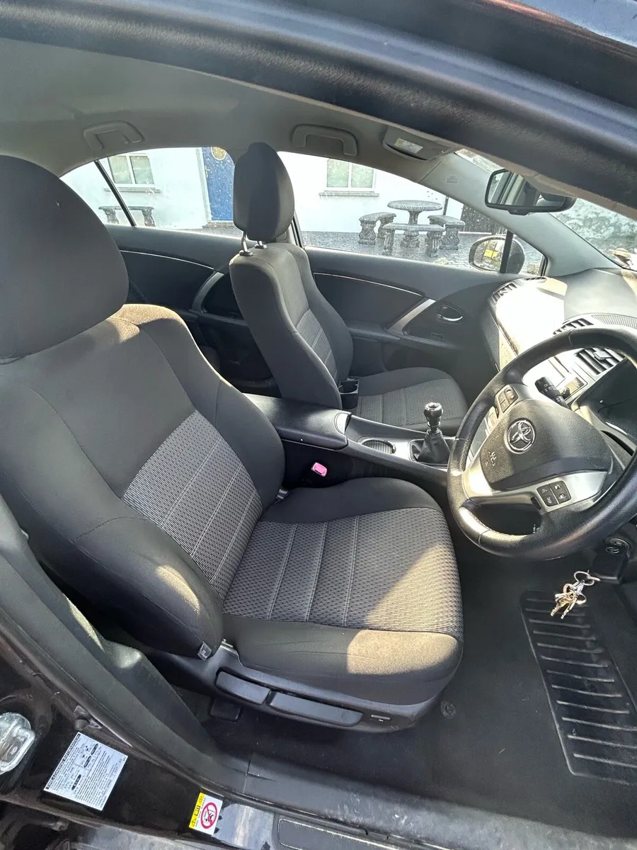 Toyota Avensis AVENSIS 2.0D-4D - Image 4
