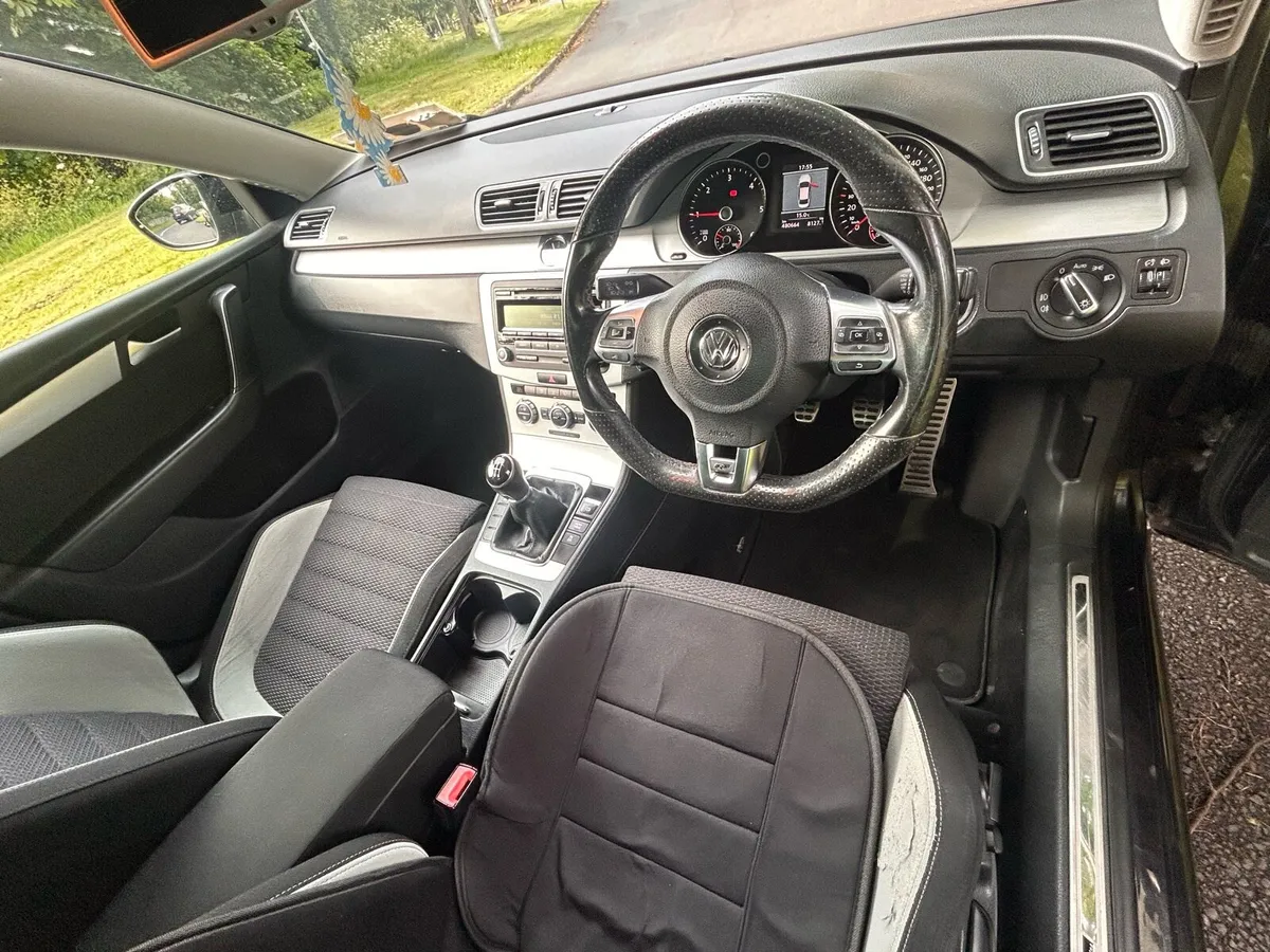 VW Passat Diesel R.line - Image 3
