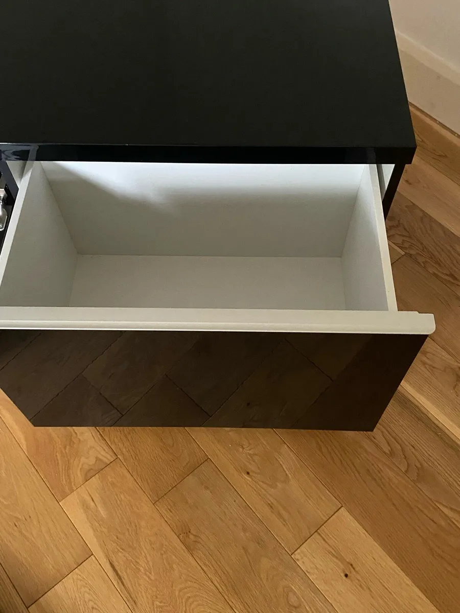 IKEA TV unit - Image 4