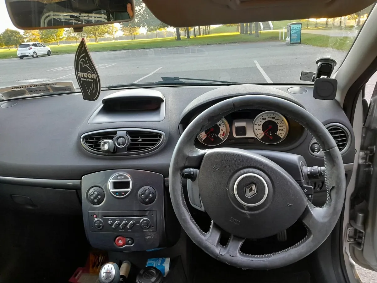 Renault Clio 2009 - Image 3