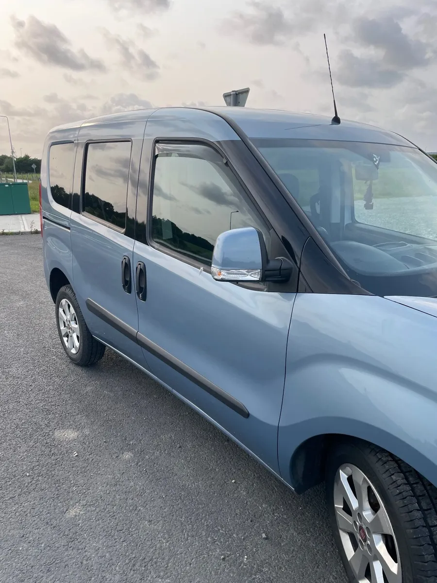 Fiat Doblo 2015 - Image 2