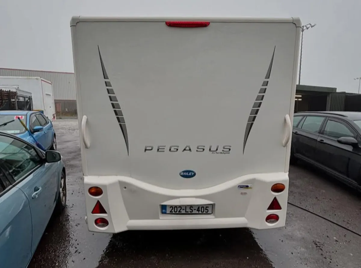 2106 Pegasus GT65 - Image 4