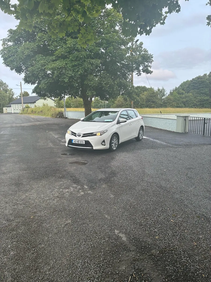 2014 Toyota auris - Image 4