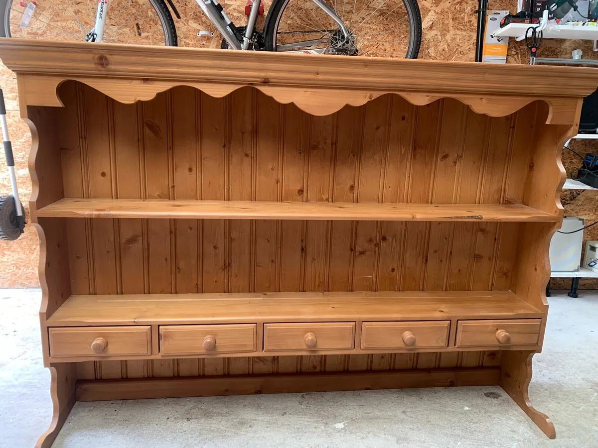 Pine dresser top - Image 1