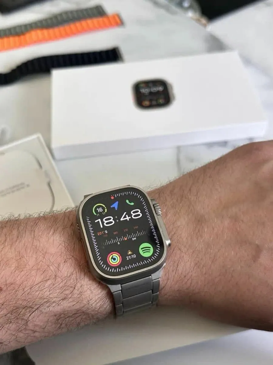 Apple Watch Ultra 2 Cellular 49mm Titanium - Image 1