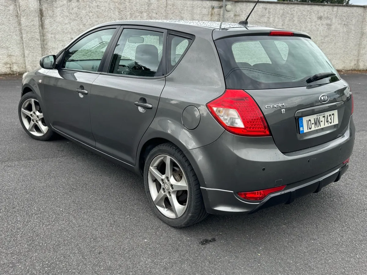 2010 Kia ceed 1.6 crdi AUTOMATIC - Image 3