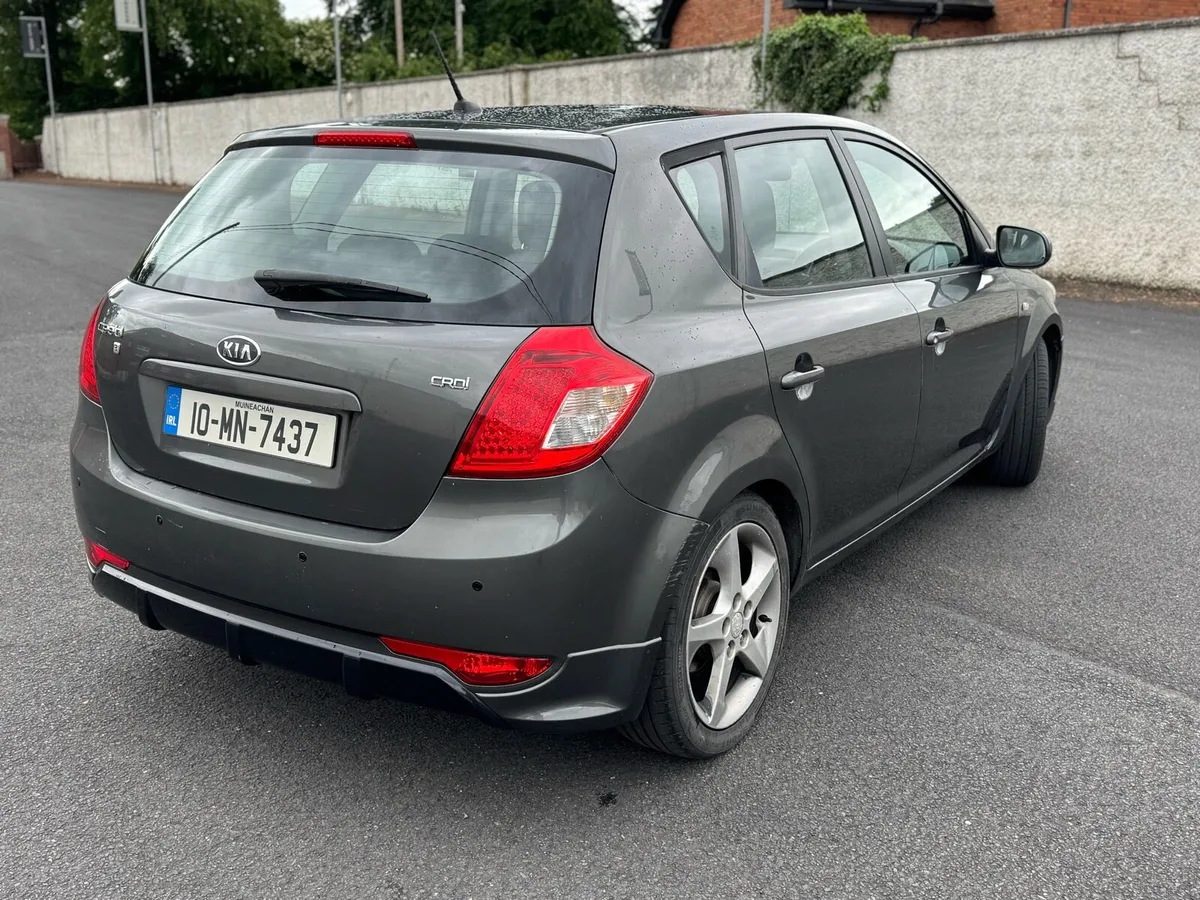 2010 Kia ceed 1.6 crdi AUTOMATIC - Image 4