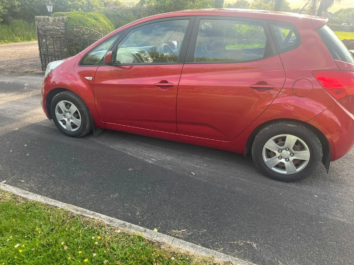 Spotless Kia Venga 2019 - Image 4