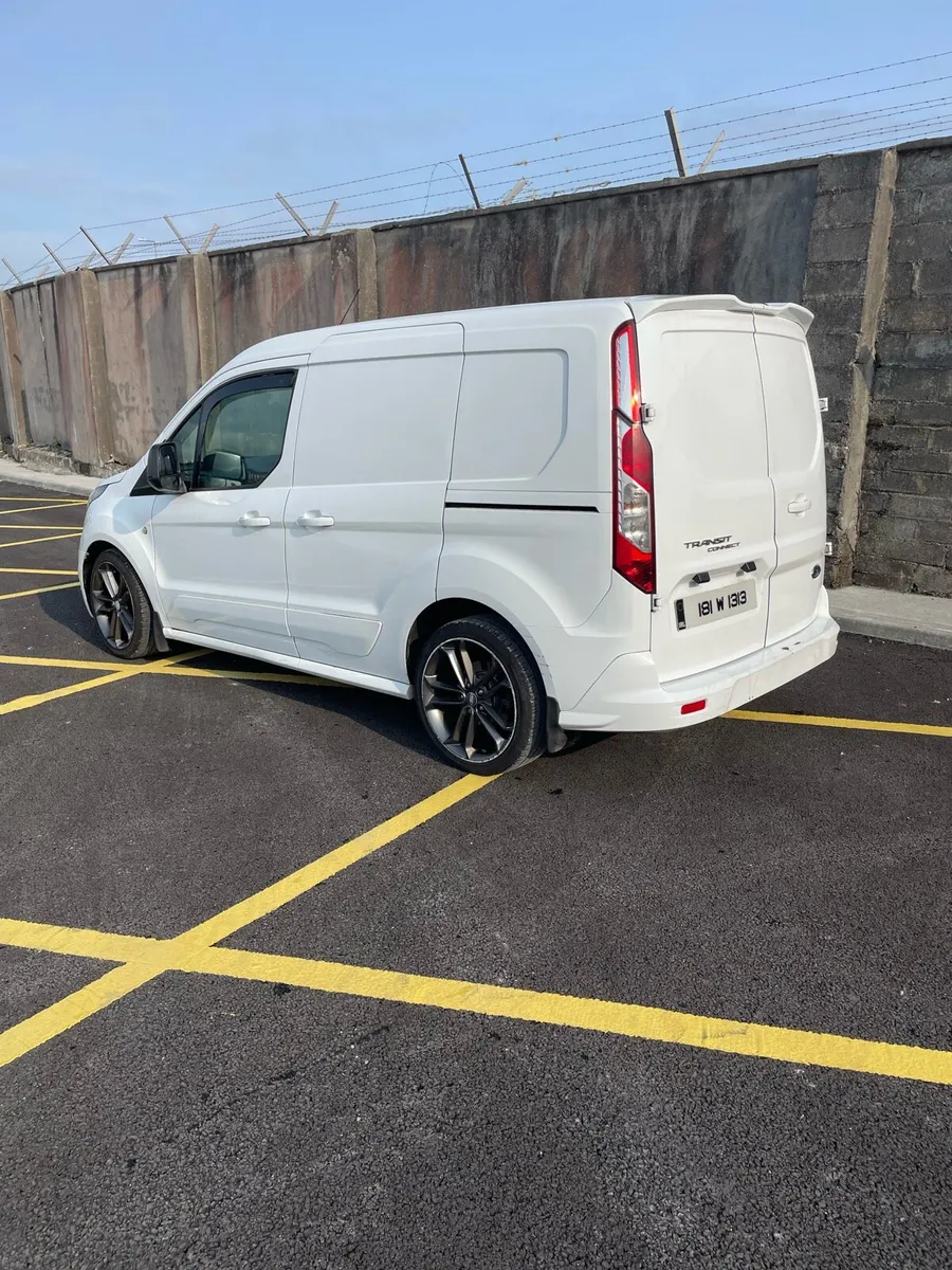 2018 transit connect - Image 2