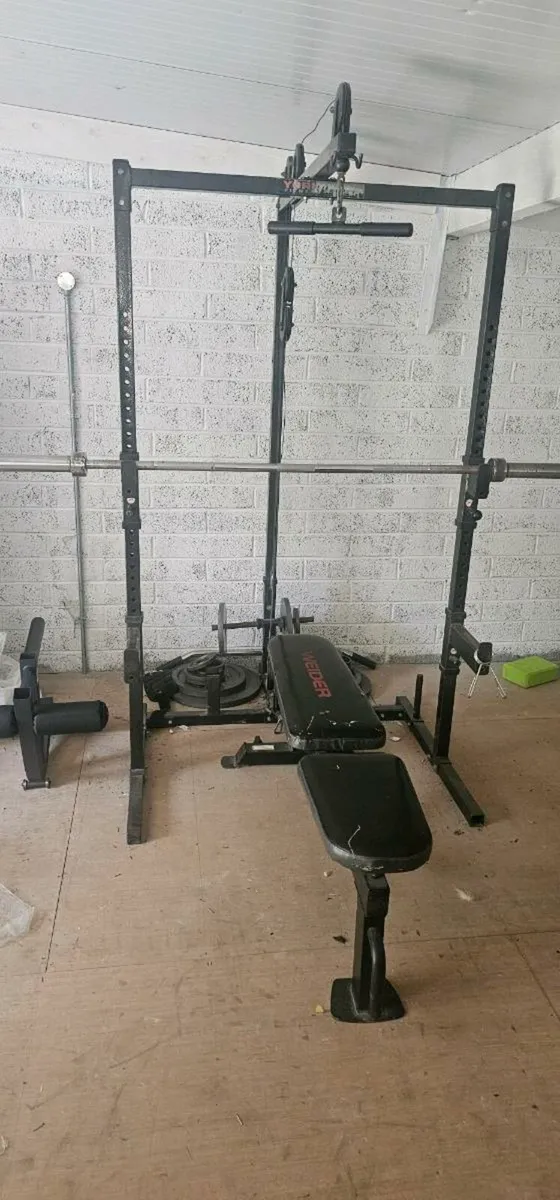 Rack with pulldown