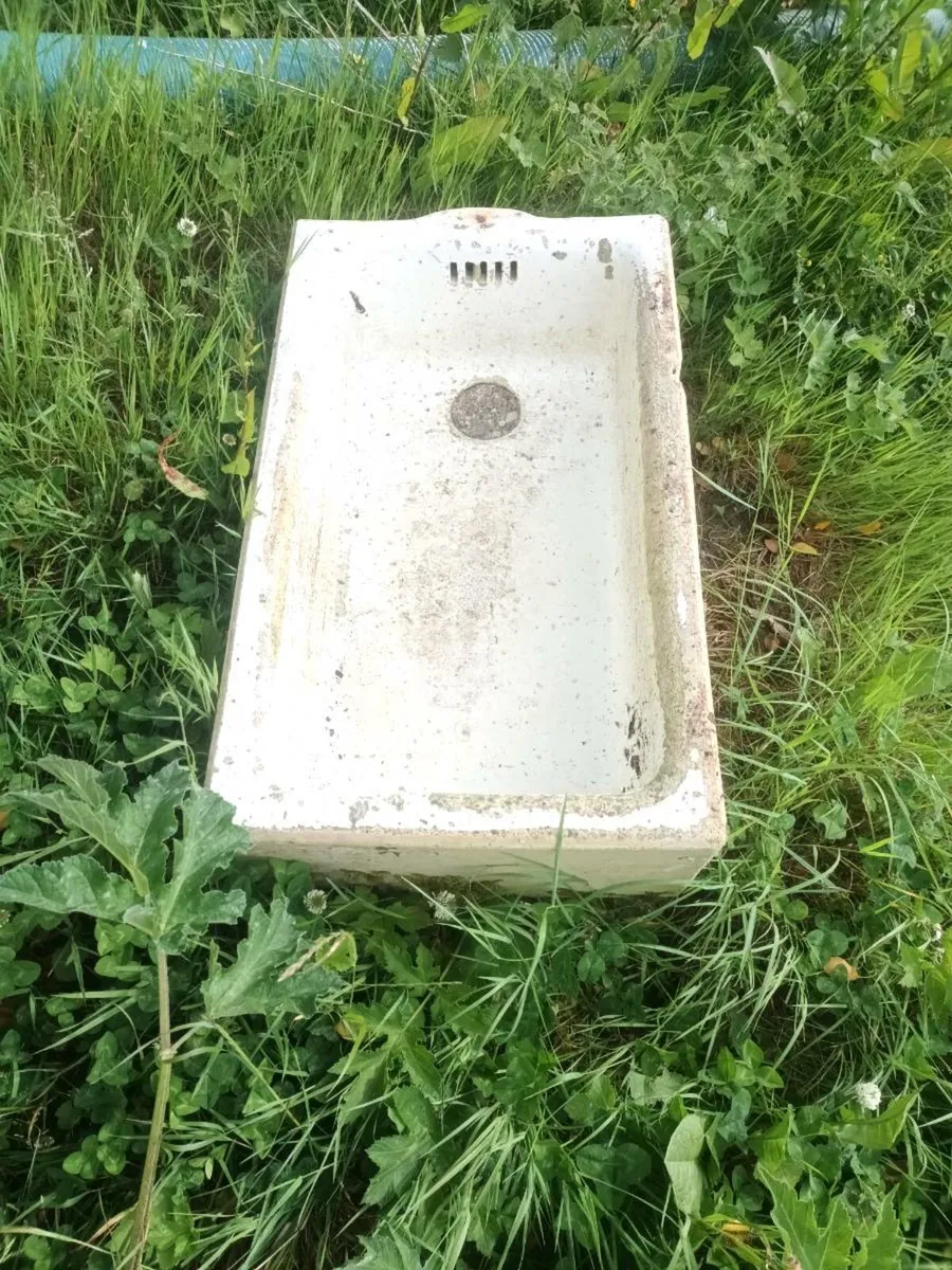 Belfast sinks - Image 1