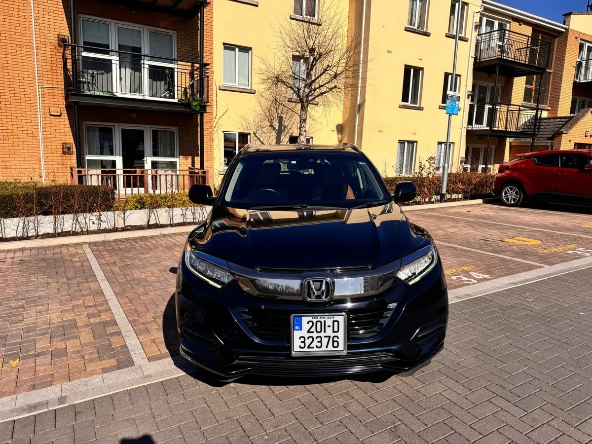 Honda Vezel Hybrid 2020 | High Spec | NCT 01/2027 - Image 4