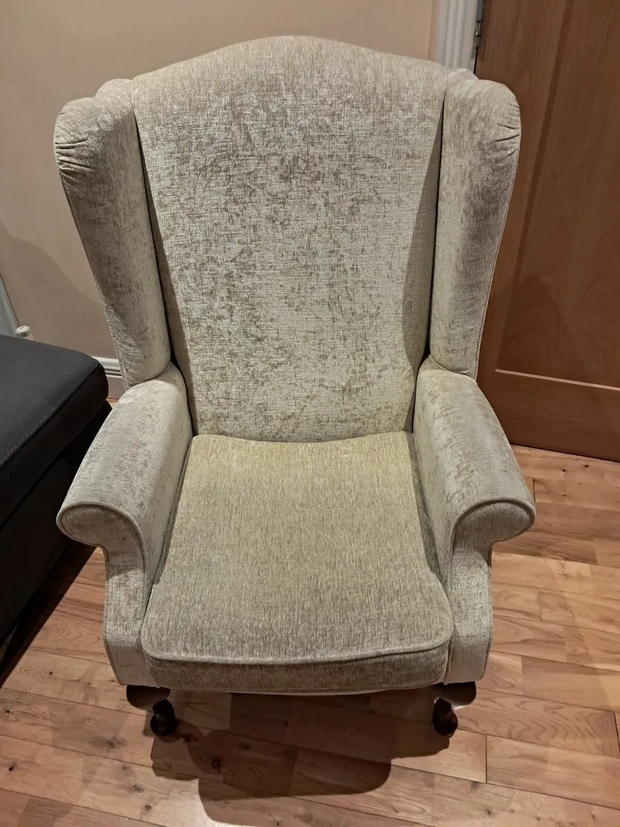Armchair - Image 3