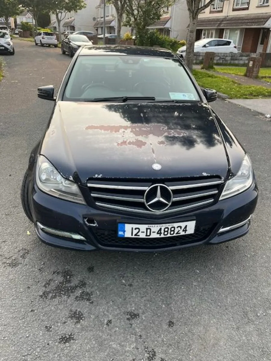 Mercedes-Benz C-Class 2012 - Image 2
