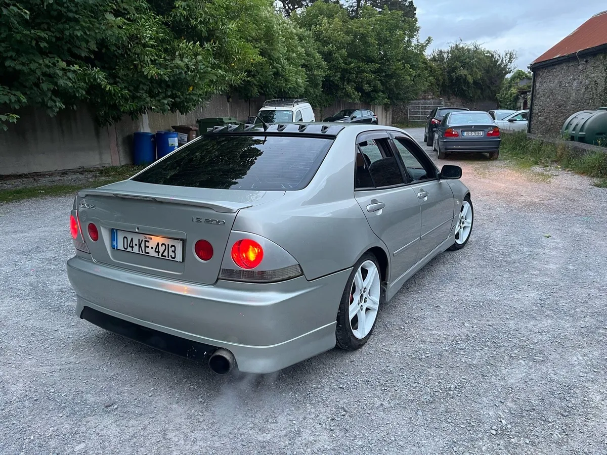 Lexus is200 new NCT - Image 4