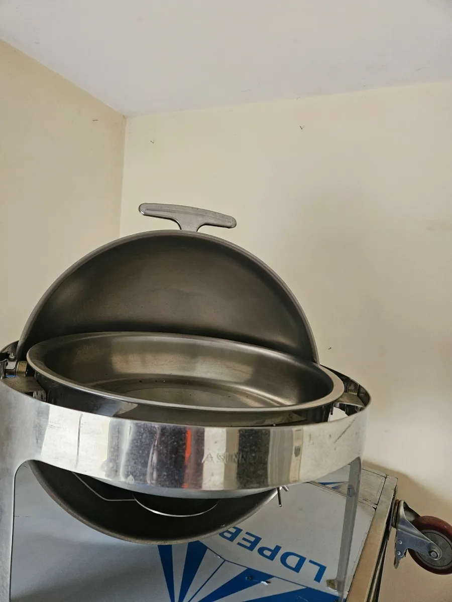 Roll top chafing dishes - Image 1