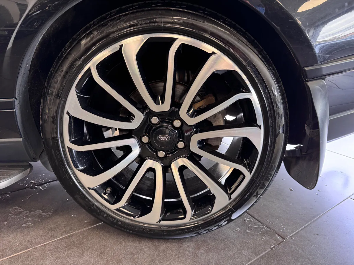 Land Rover Range Rover Vogue 2019 SDV6 - Image 3