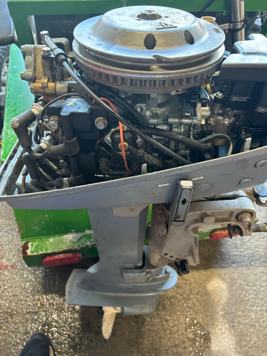 8hp evinrude outboard engine - Image 3