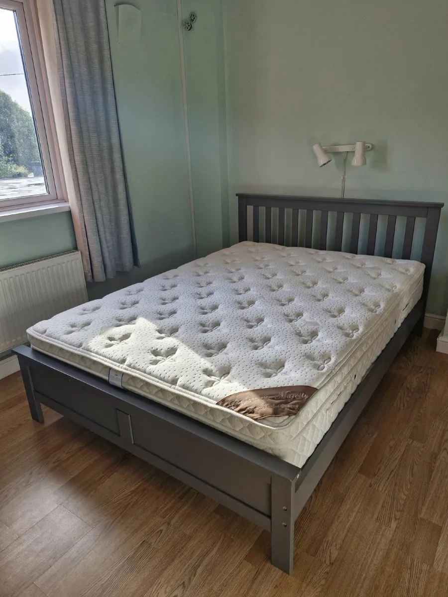 Double bed and  mattress - Image 4