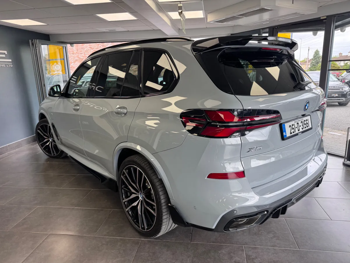 BMW X5 2025 50e M-Sport Pro Pac - Image 4