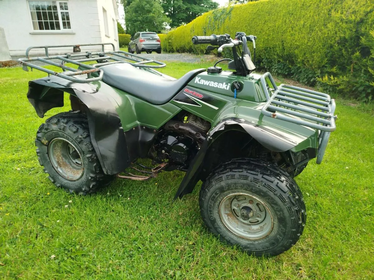 Kawasaki KLF 220 - Image 1