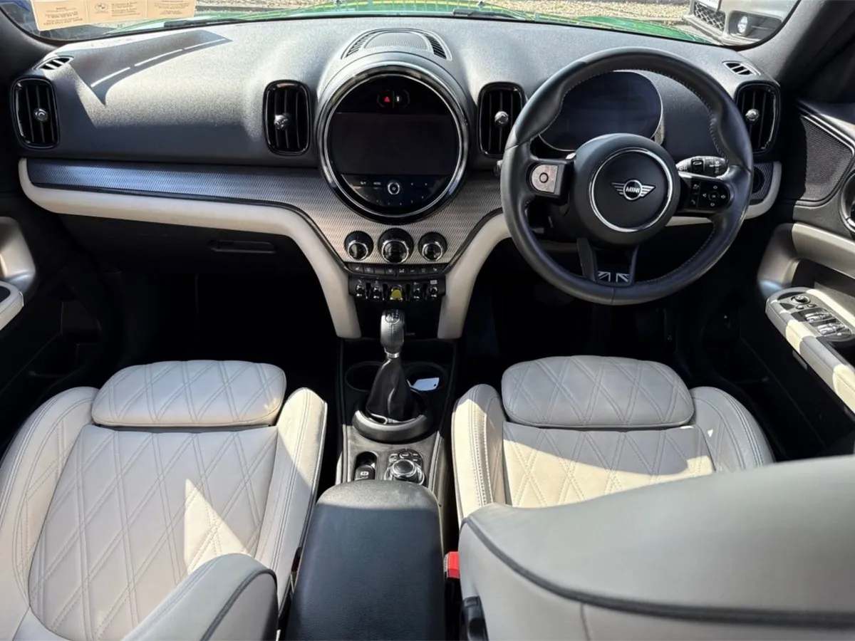 MINI COUNTRYMAN Cooper S E Exclusive - Image 4