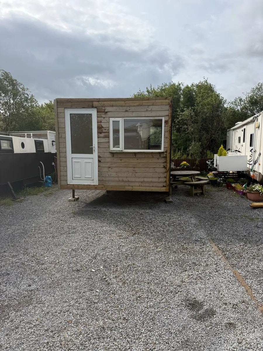 Cabin Timber clad with power andi double glazed - Image 1