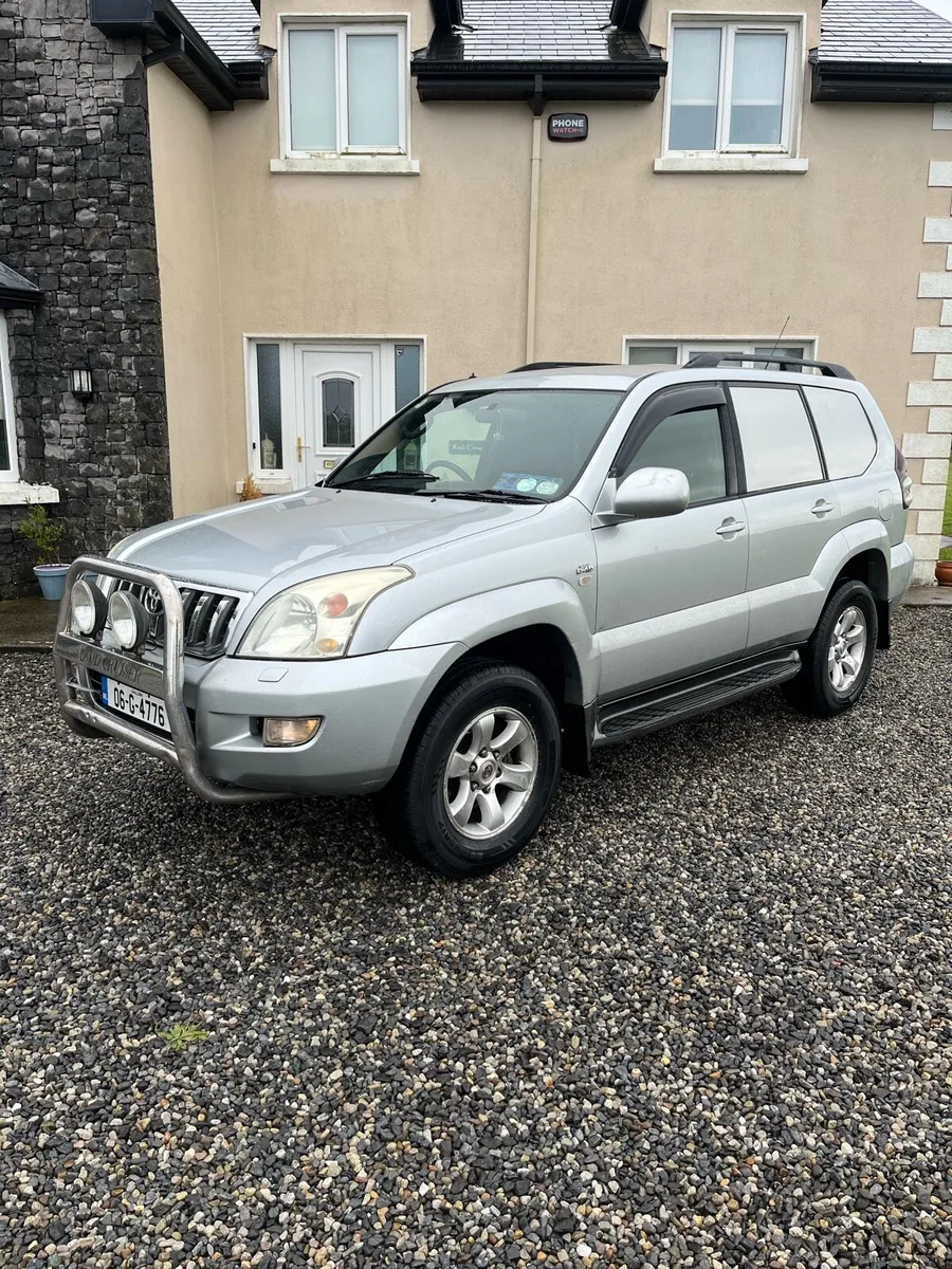 Toyota Land Cruiser - Image 2