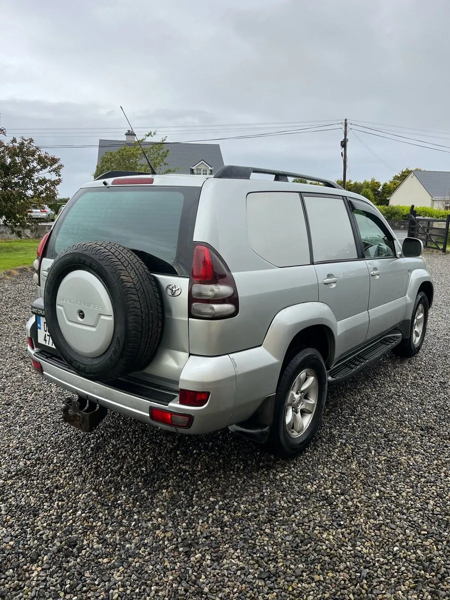 Toyota Land Cruiser - Image 4