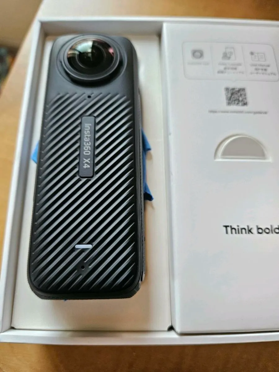 INSTA360 X4 8K Ultra HD 360 Action Camera - Black - Image 4
