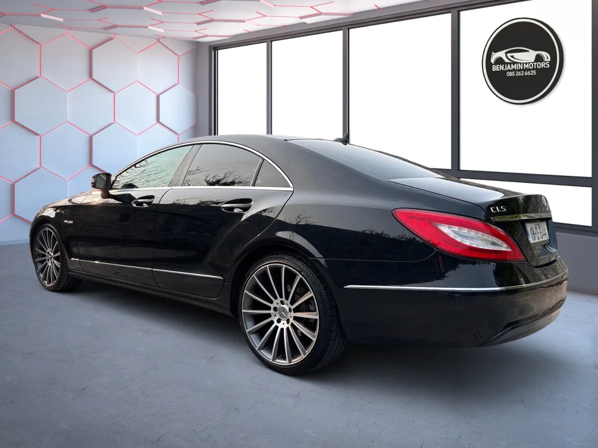 Mercedes-Benz CLS 2013 Amg Sport 2.1 Auto Low Mile - Image 4