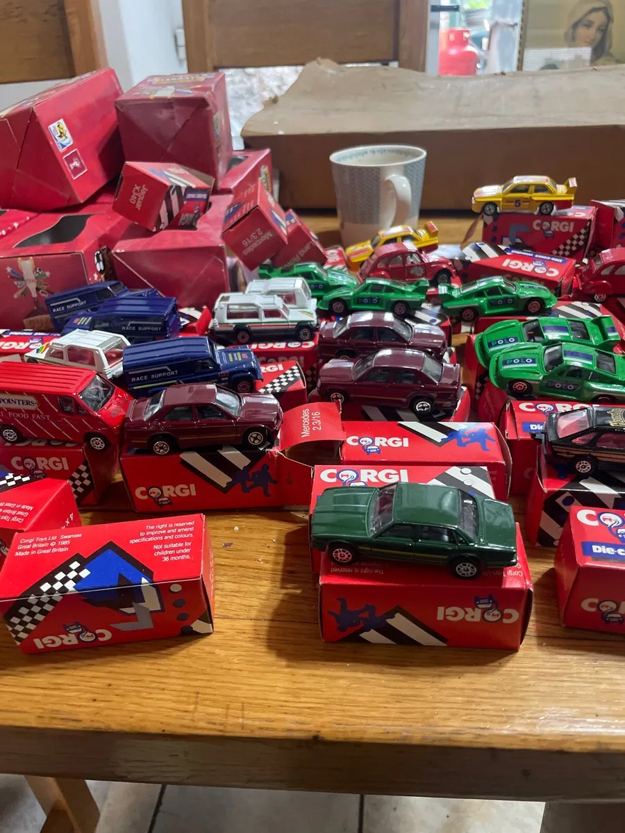 Corgi die cast cars / matchbox cars - Image 2
