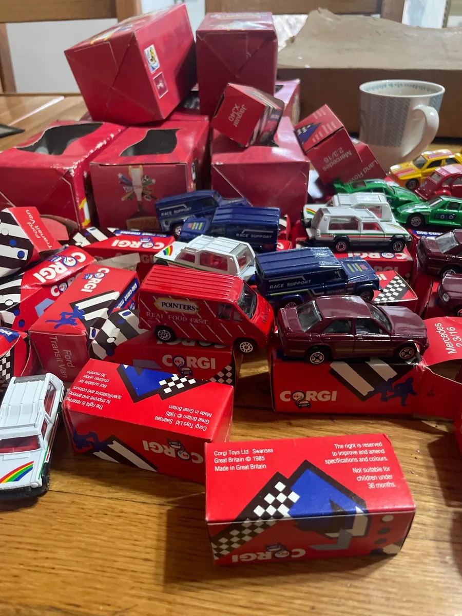 Corgi die cast cars / matchbox cars - Image 3