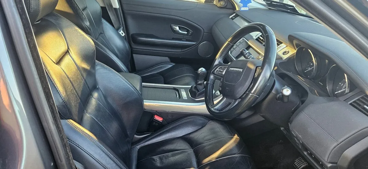 Land Rover Range Rover Evoque 2016 - Image 2