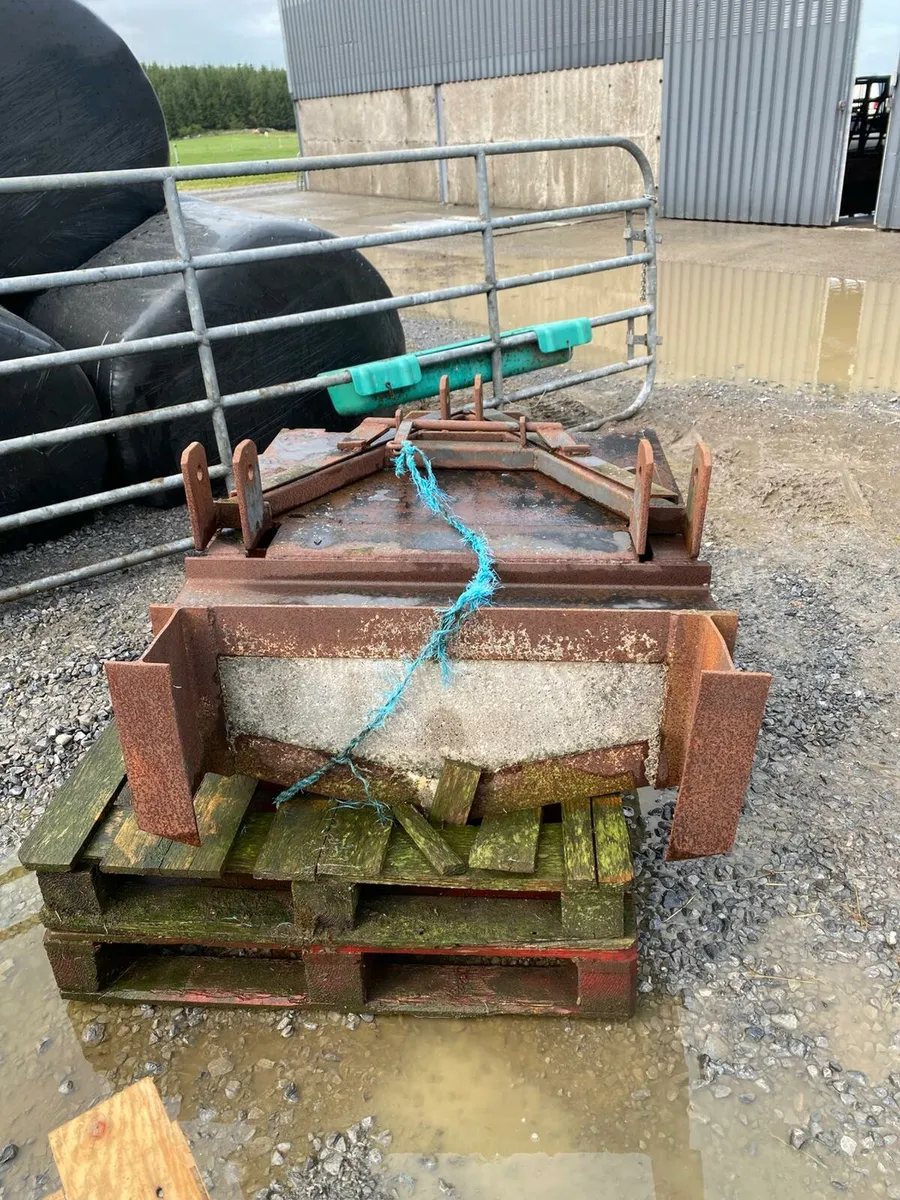 Tractor weight - Image 4