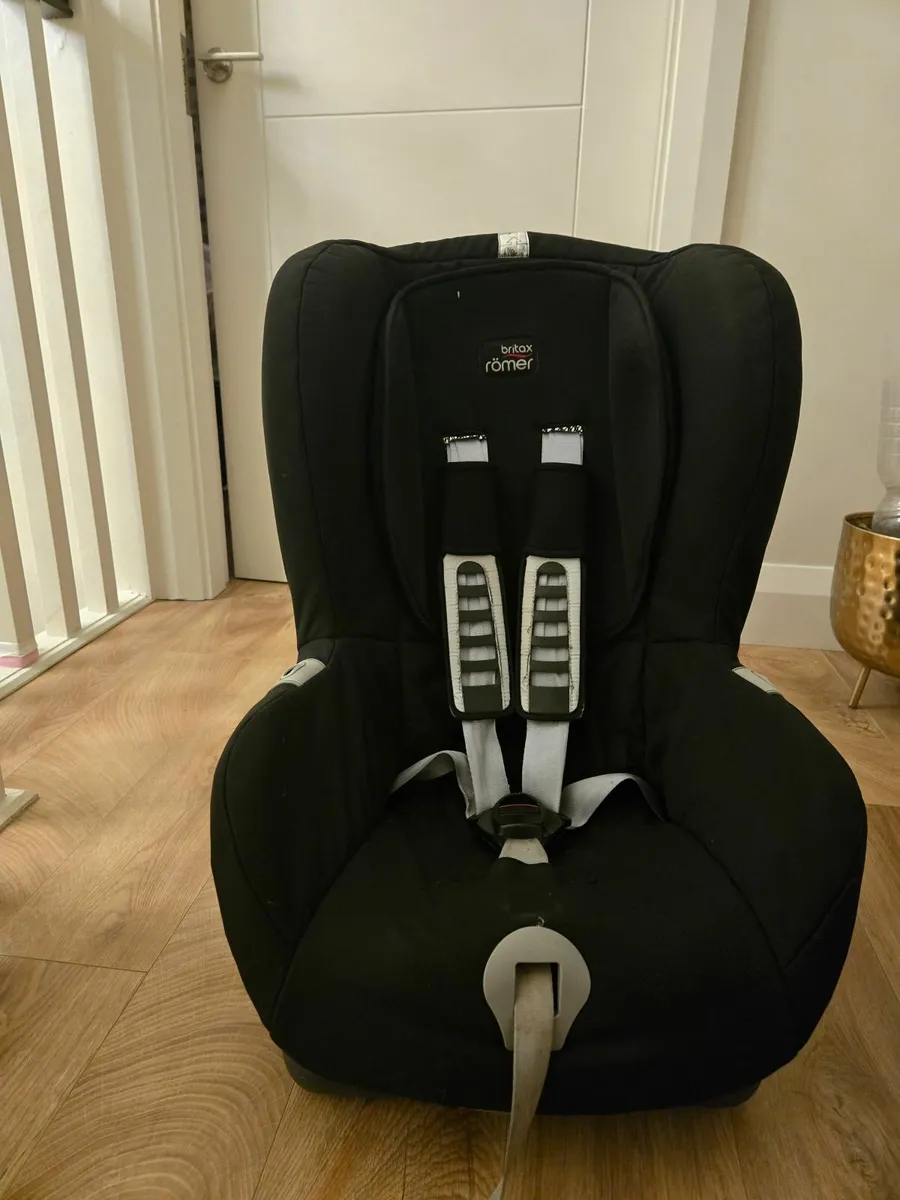 Britax Romer car seat - Image 1