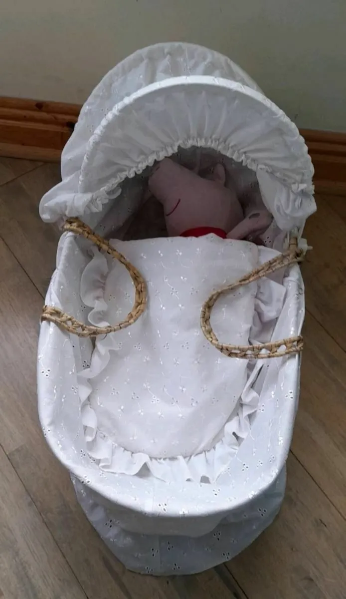 Moses Basket for Dolls - Image 2