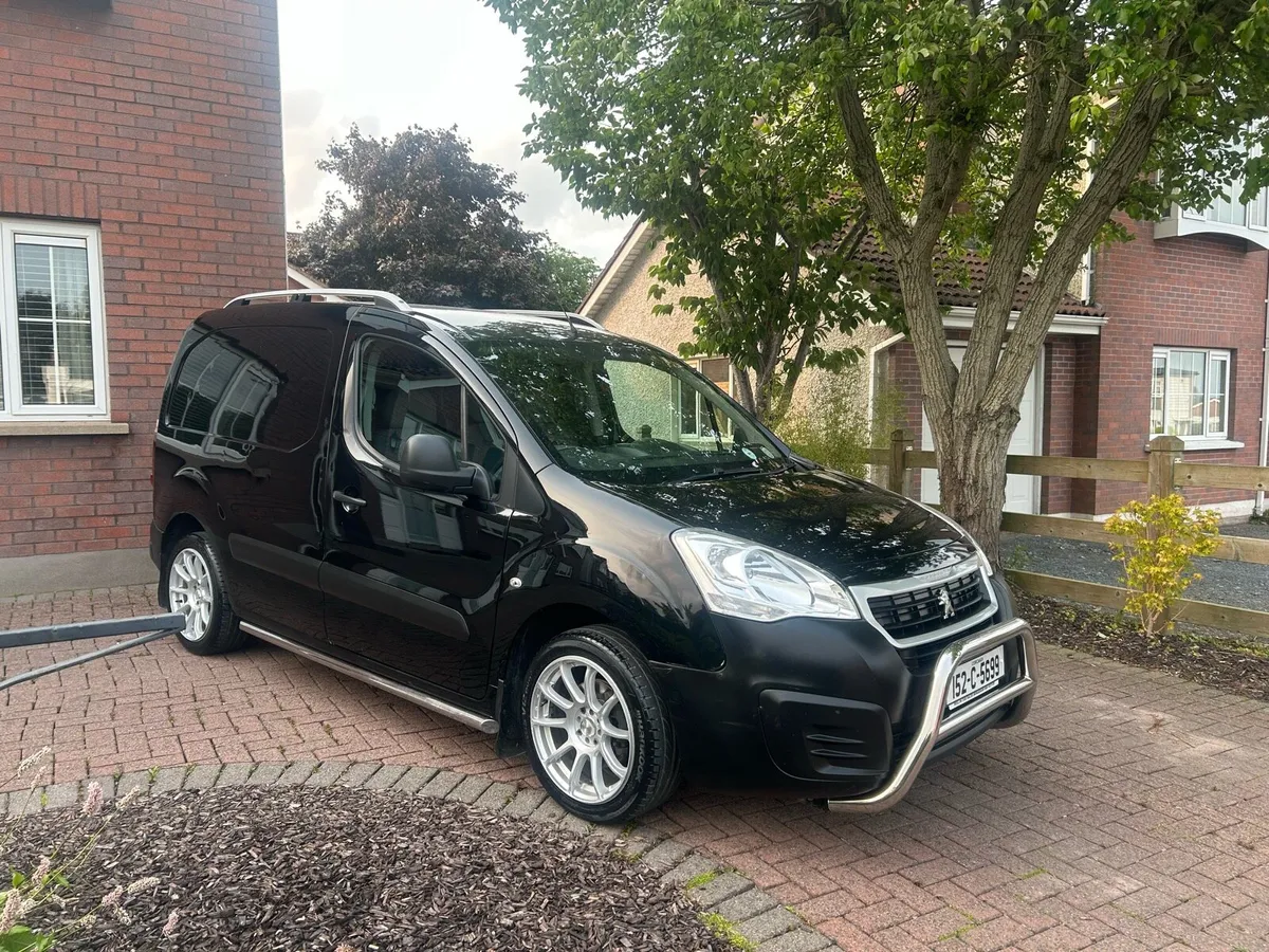 Peugeot partner 2015 , ( doe 10/25) - Image 1