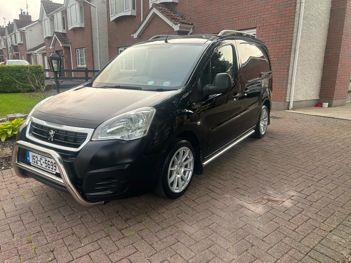 Peugeot partner 2015 , ( doe 10/25) - Image 4