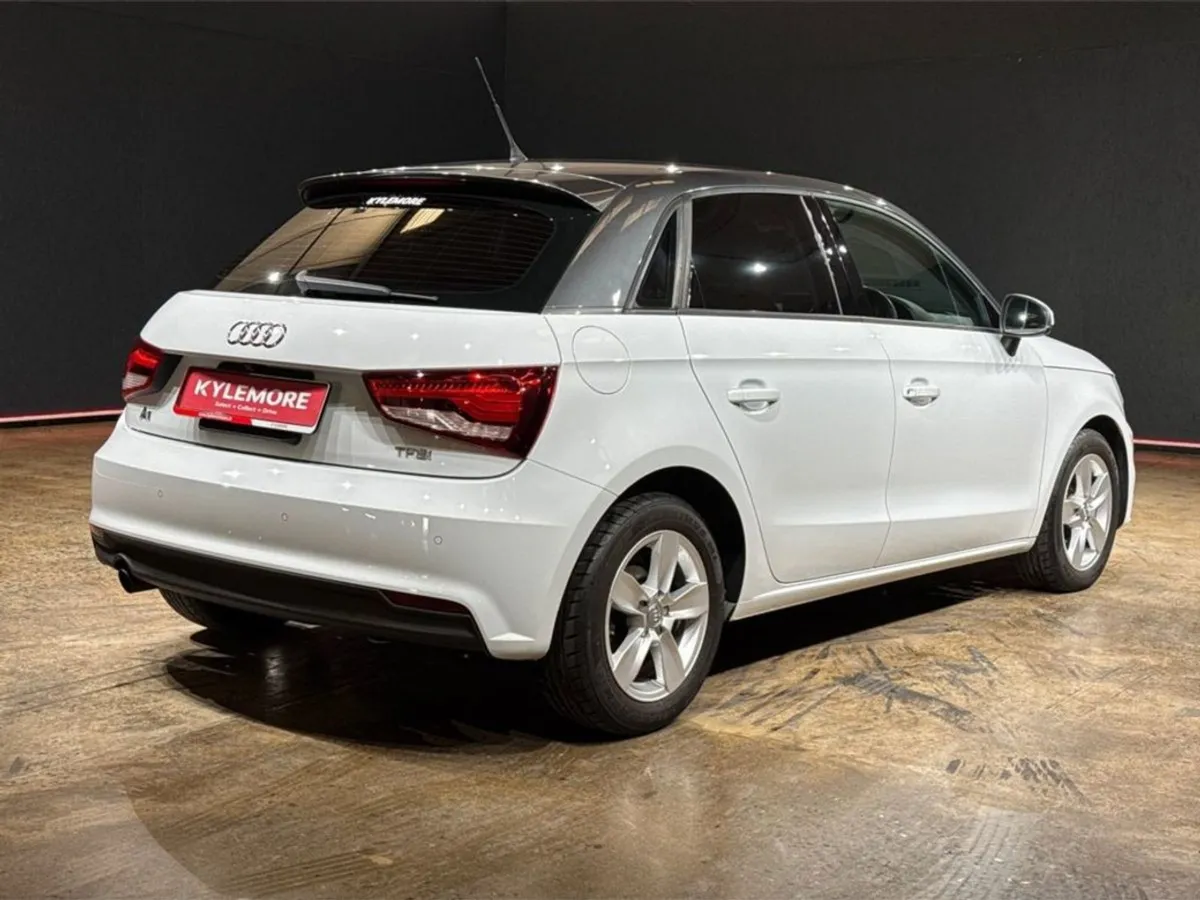 Audi A1 1.0 Automatic - Two-tone White/grey - Rev - Image 3