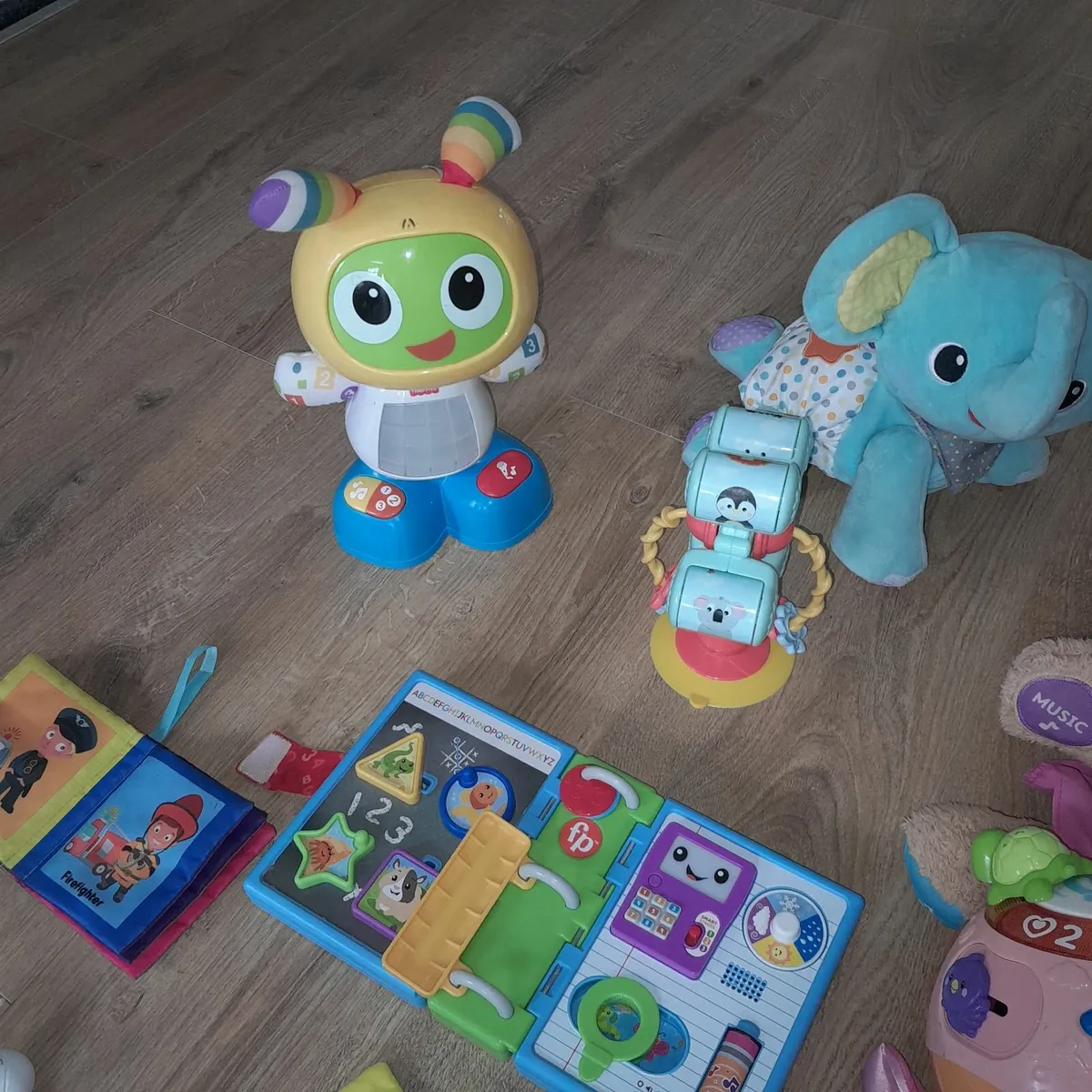 Toys - Image 4