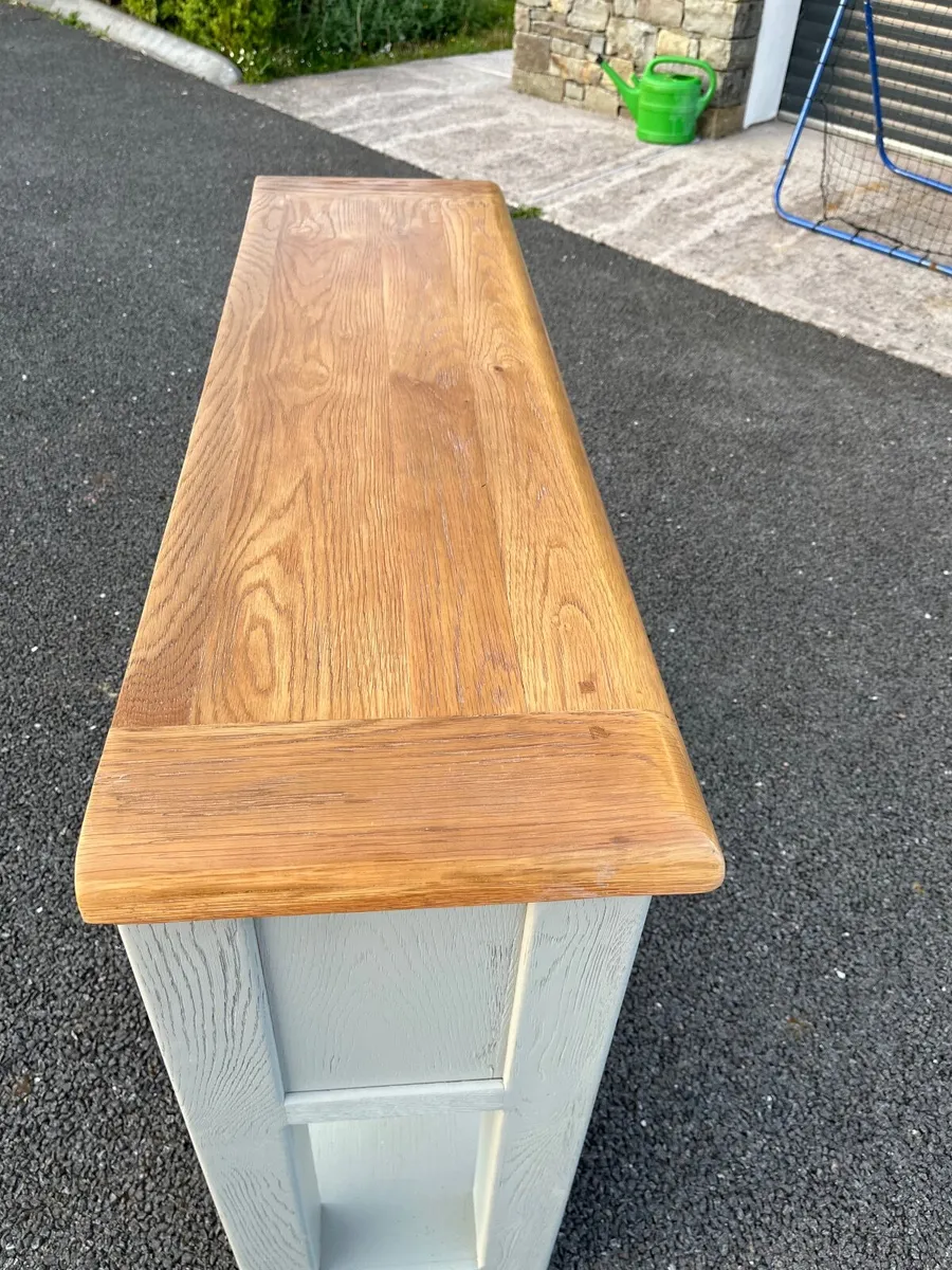 Console Table - Image 2