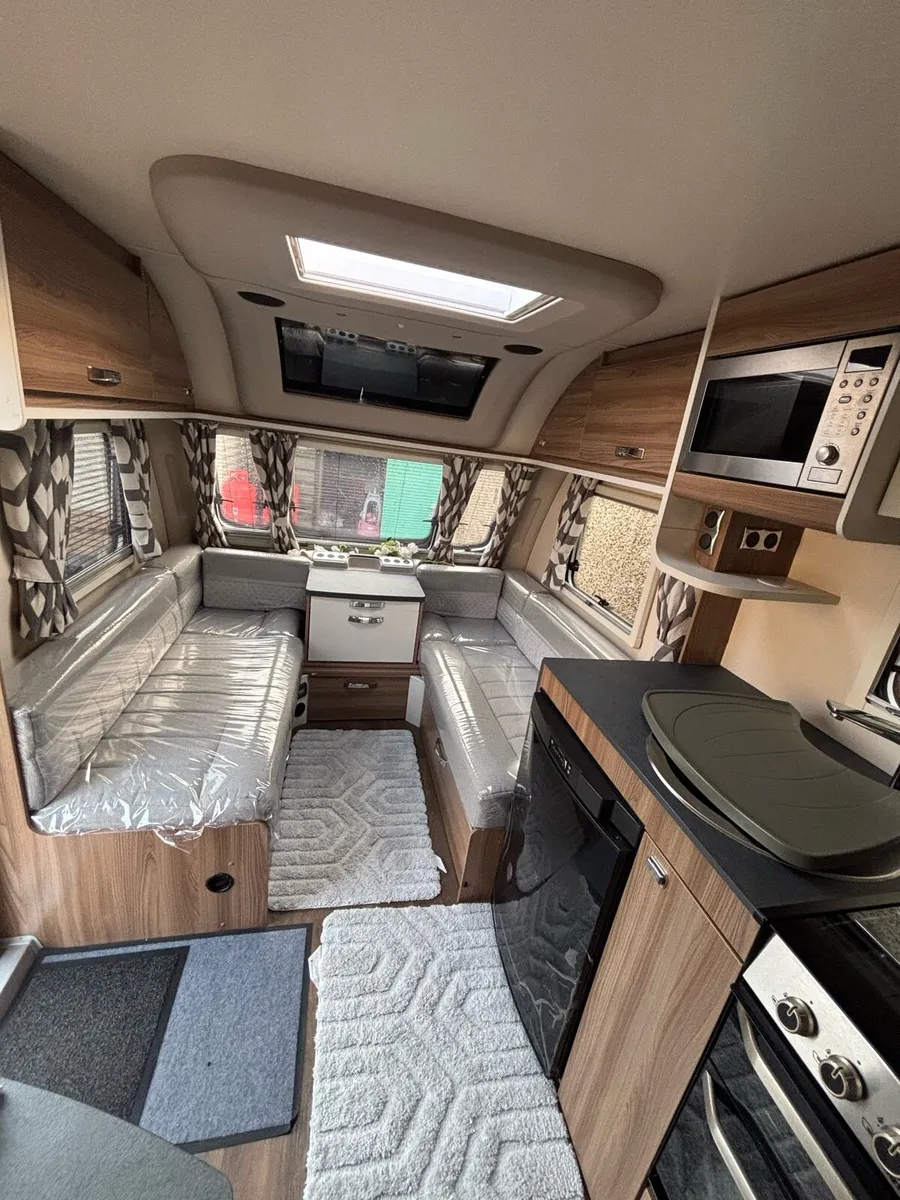 2021 swift europa - Image 3