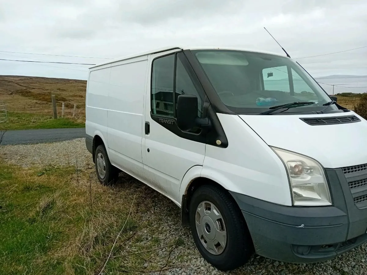 Ford Transit - Image 2