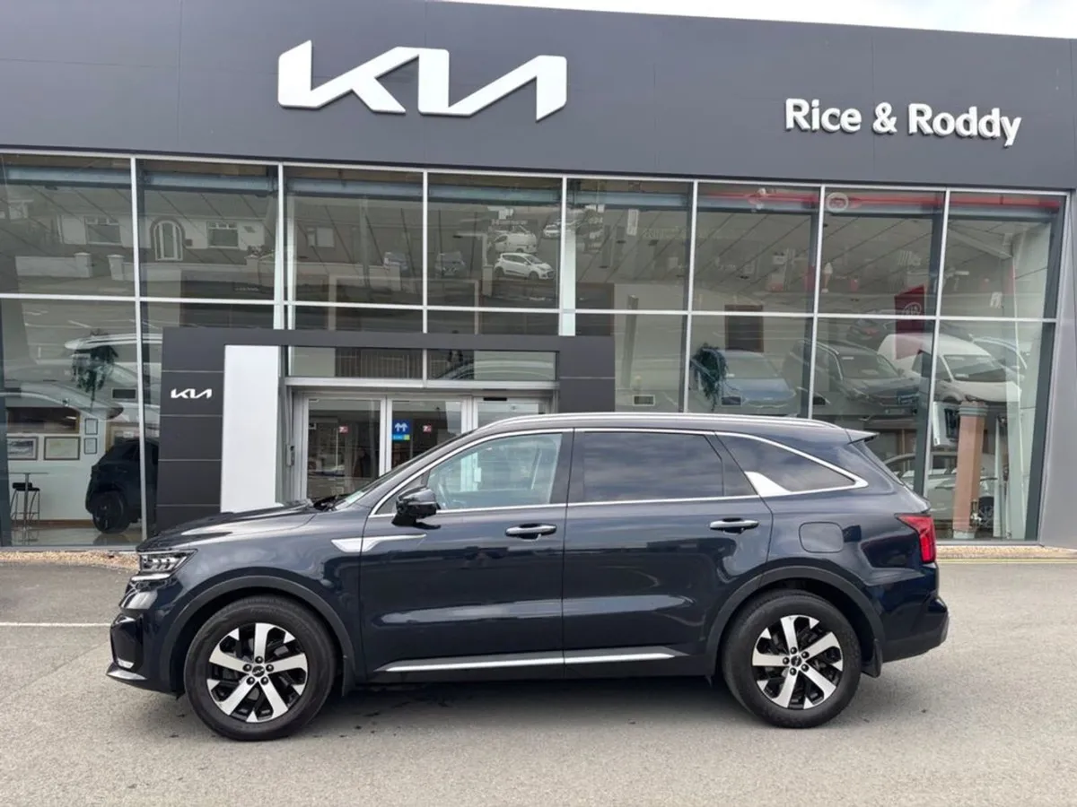 Kia Sorento 2.2 DSL K4 5DR Automatic - Image 2