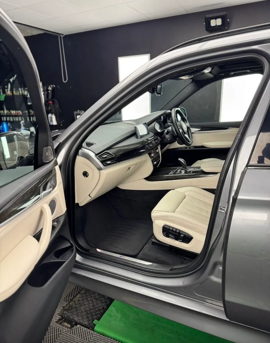⭐️Stunning BMW X5 X Drive 3od M Sport Auto⭐️ - Image 4