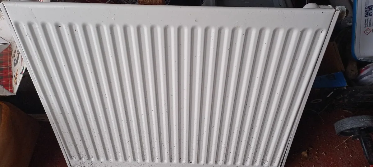 Shower & radiator - Image 4