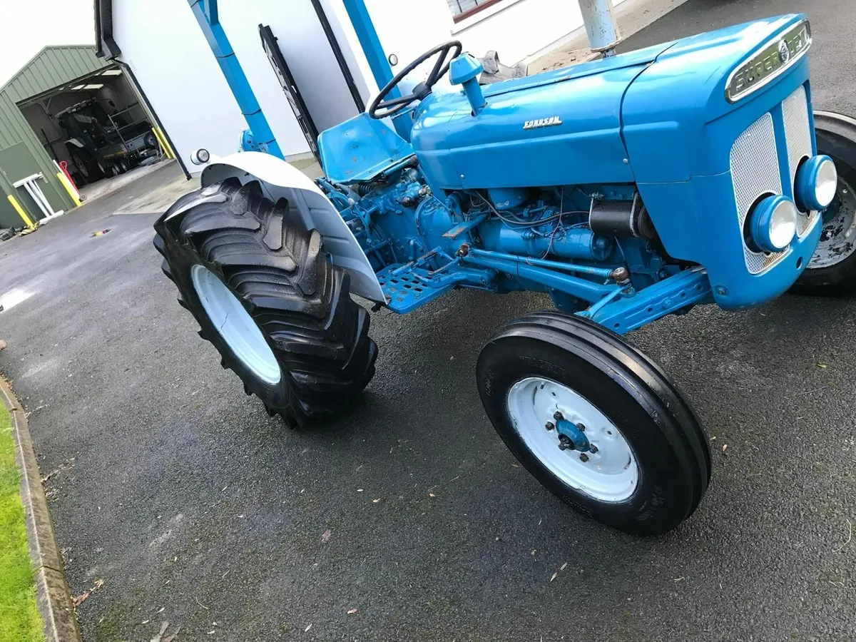 Fordson Super Dexta - Image 2