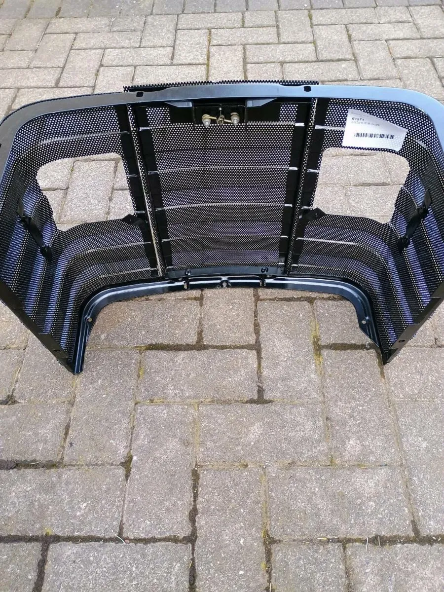 Massey Ferguson 135 roll bar - Image 2